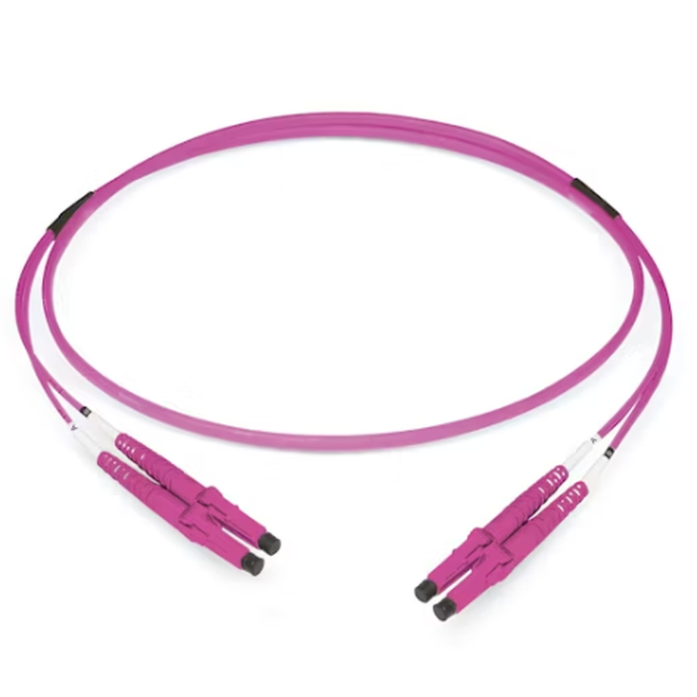 Cordon de brassage fibre optique duplex multimode LC/PC vers LC/PC OM4 violet LSZH 50/125µm Datwyler pour télécoms et datacenters
