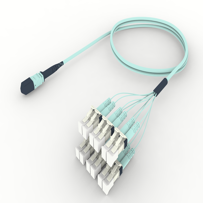 OM4, MPO, 12 fibres, sans broches, LC/UPC, InstaPATCH® 360, renforcé, câble fanout, fibre optique, datacenter, connexion réseau, multimode, disponible en 2 m, 3 m, 5 m, 7 m, 10 m, 15 m, 20 m, 25 m, aqua